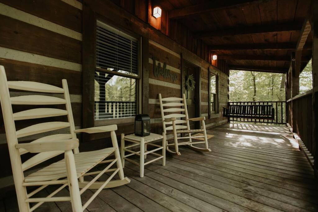 Southern Oak Cabin - Newly Remodeled - Close To All Attractions Sevierville Exteriér fotografie