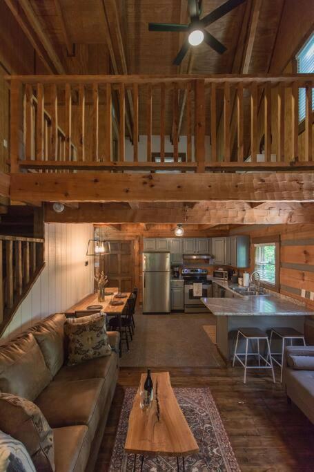 Southern Oak Cabin - Newly Remodeled - Close To All Attractions Sevierville Exteriér fotografie